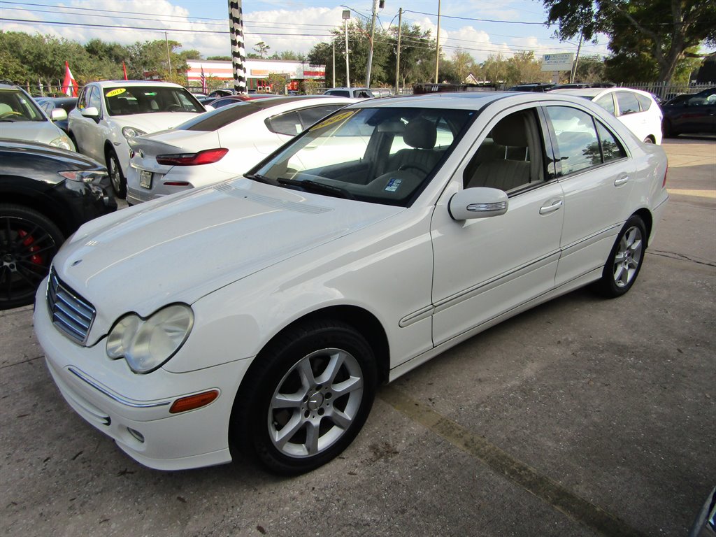 2007 Mercedes-Benz C-Class's photo