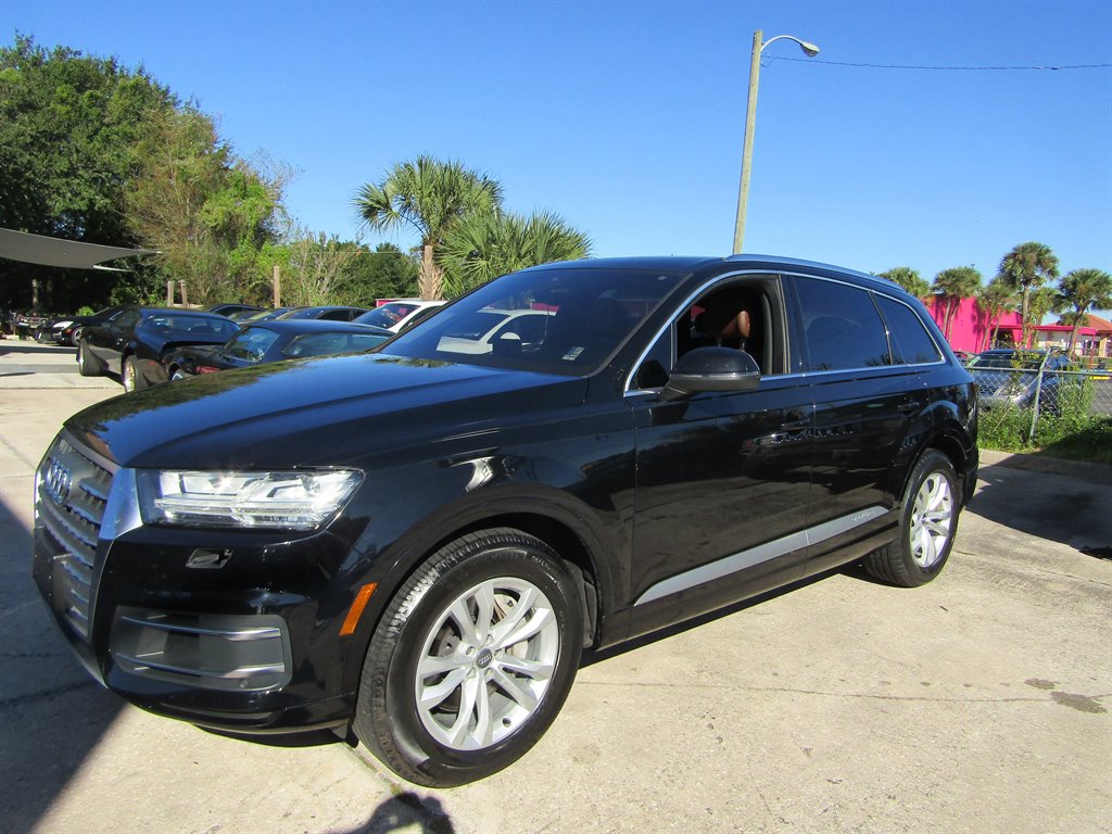 2018 Audi Q7 Premium Plus