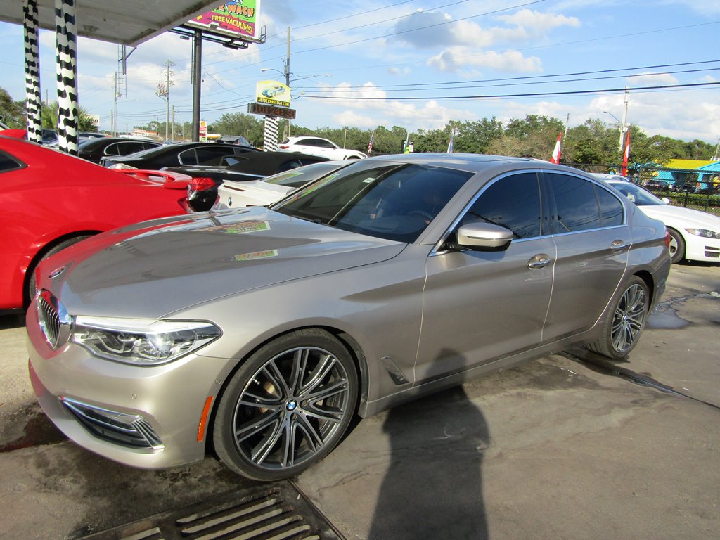 2017 BMW 5 Series 540i's photo