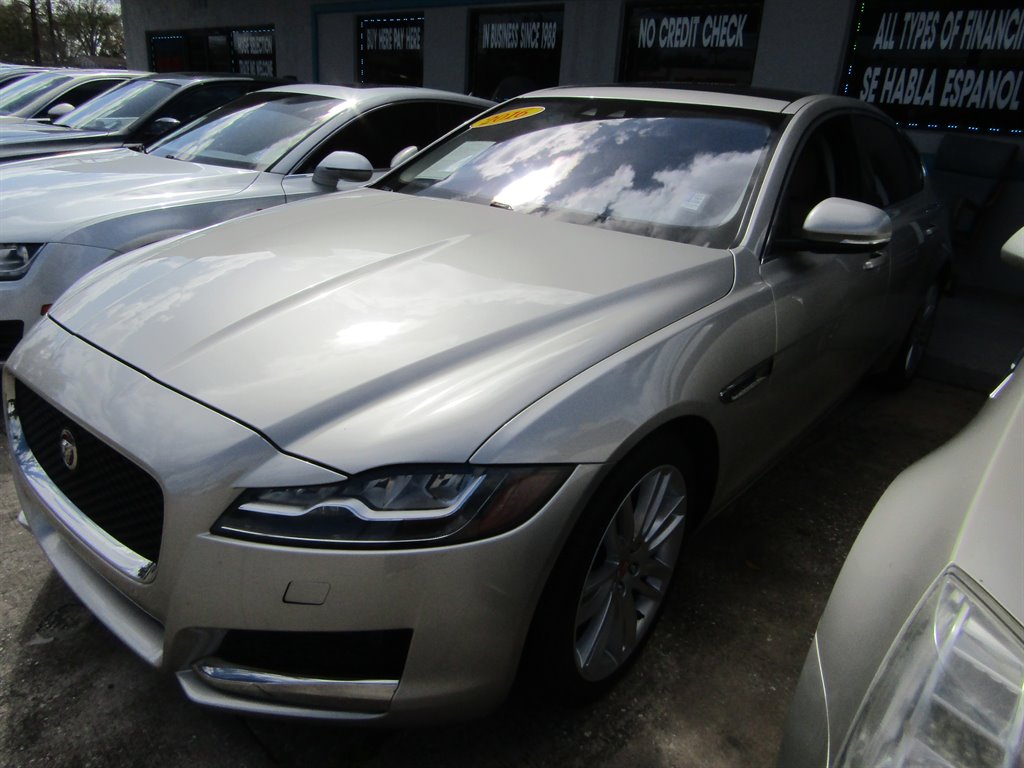 2016 Jaguar XF Prestige