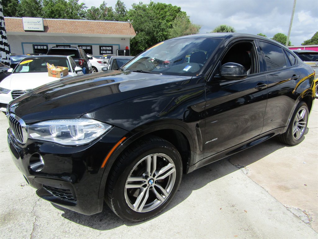 2019 BMW X6 xDrive50i's photo